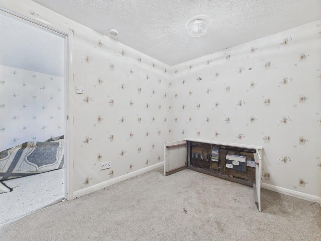 CAM04273G0-PR0149...