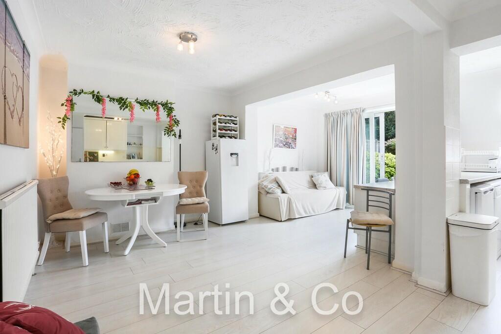 1301555967 - 71 A...