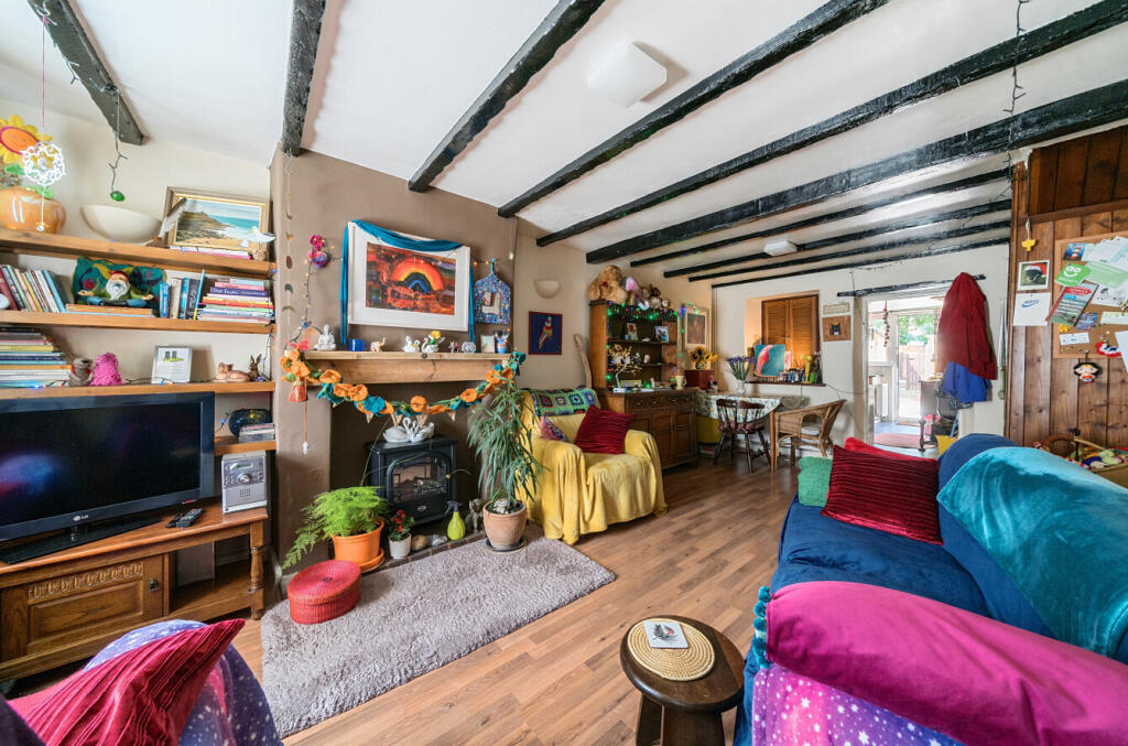 1327782-9-6882632...