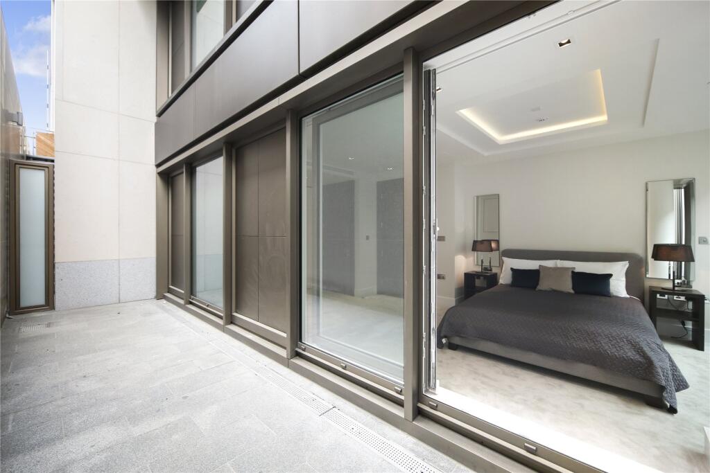 Lord Kensington H...