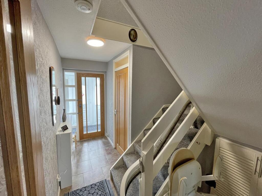 Walkhampton Walk 35- Hallway.jpg