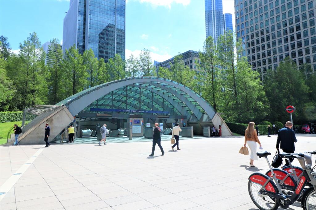Canary Wharf station