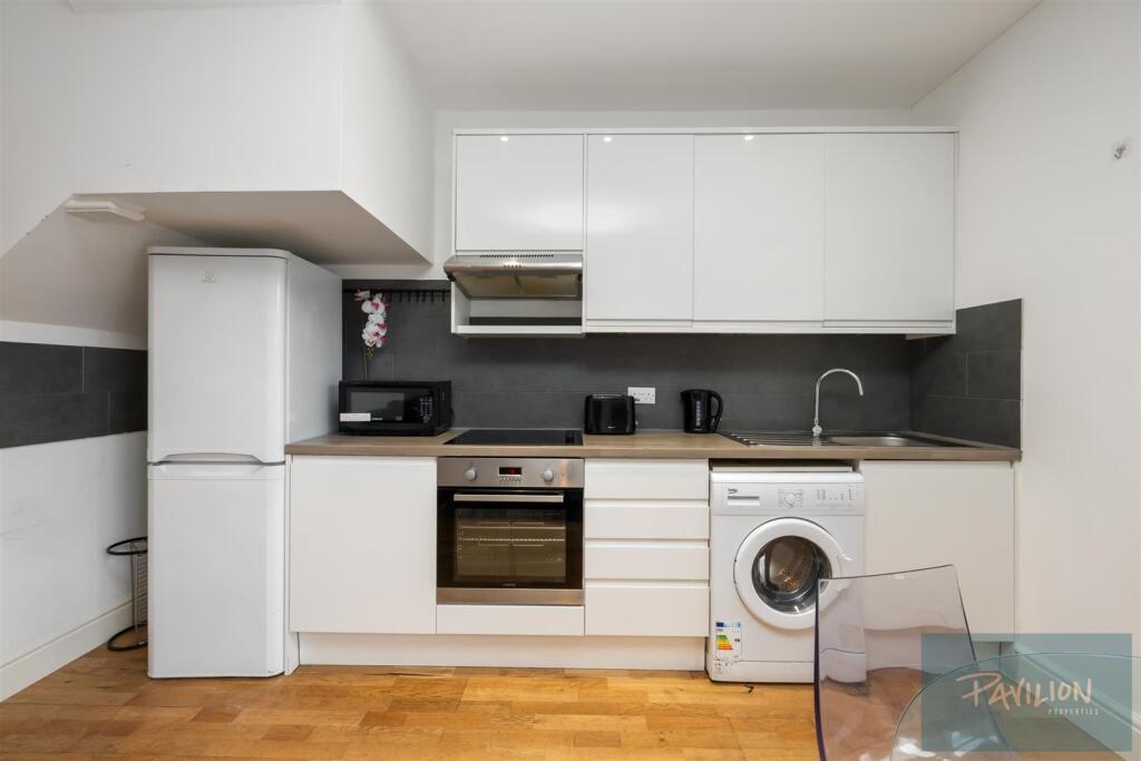 Preston Road, 28A-005.jpg