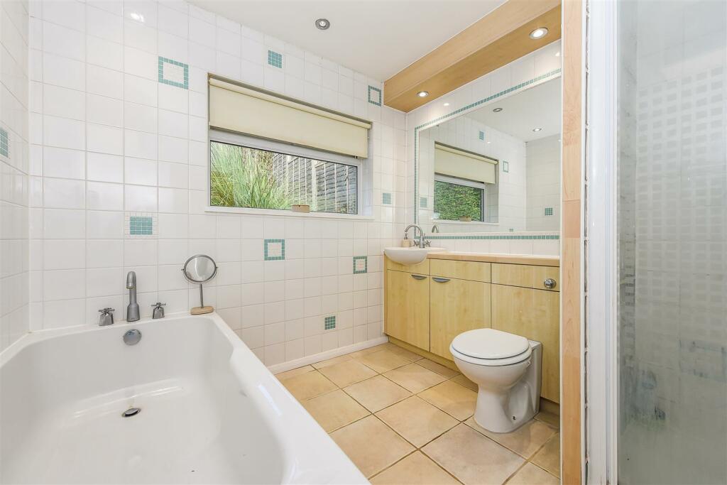 Three Piece Bathroom Suite