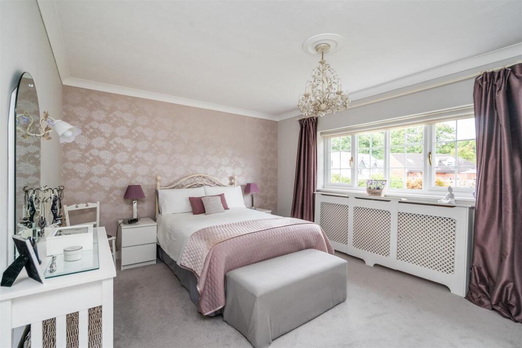 7 Beconsfield Close_14.jpg
