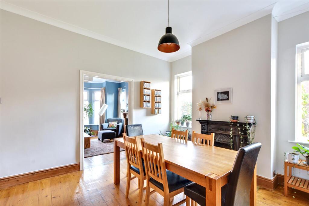 Dining Room_2.jpeg