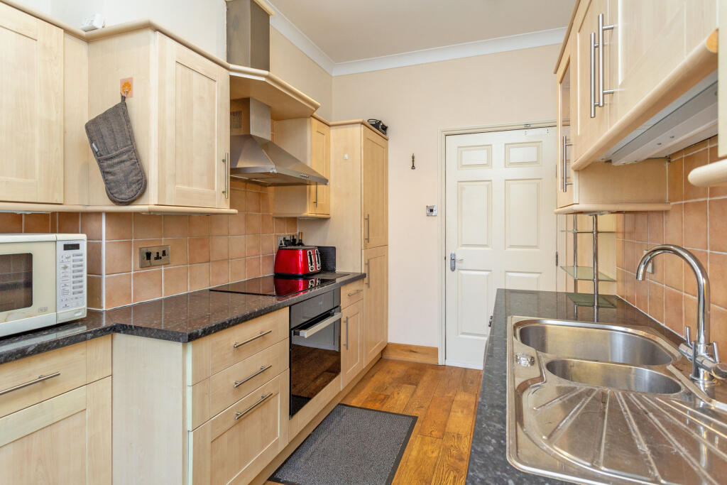 Kitchen c