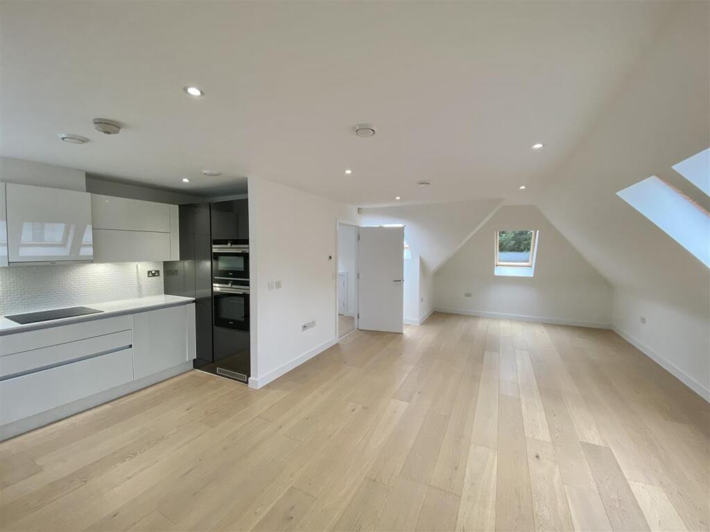 Kitchen_lounge.jpg