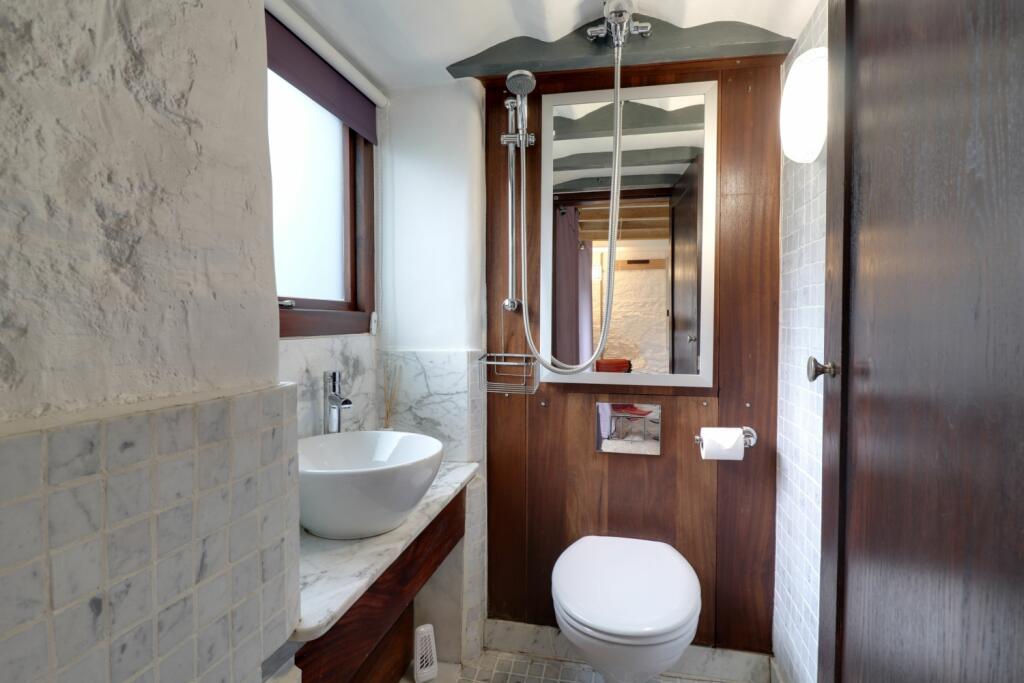 Wet room 2