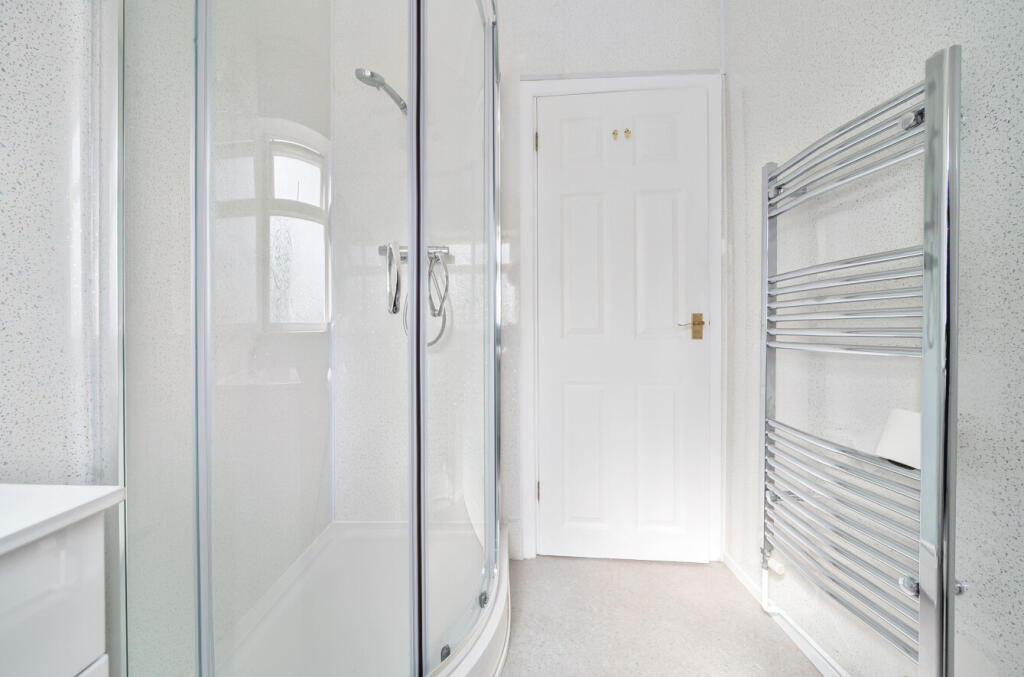 1326695-20-687a82...