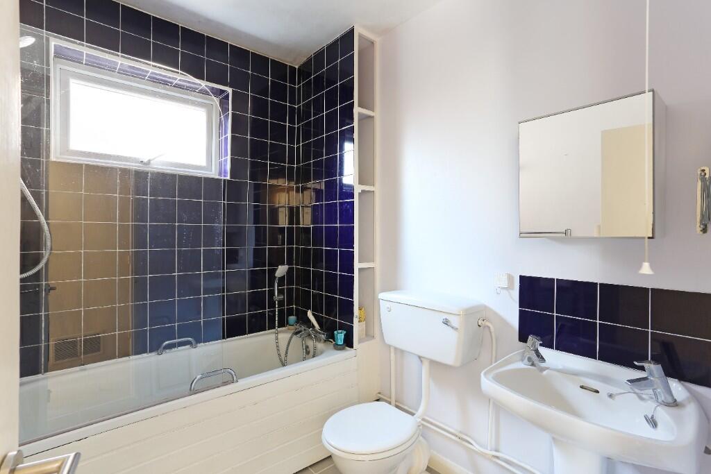 Broom Road, London, TW11