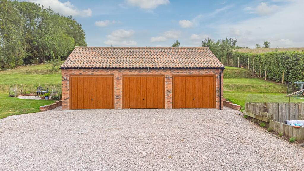 Detached Garage housing annexe bedroom
