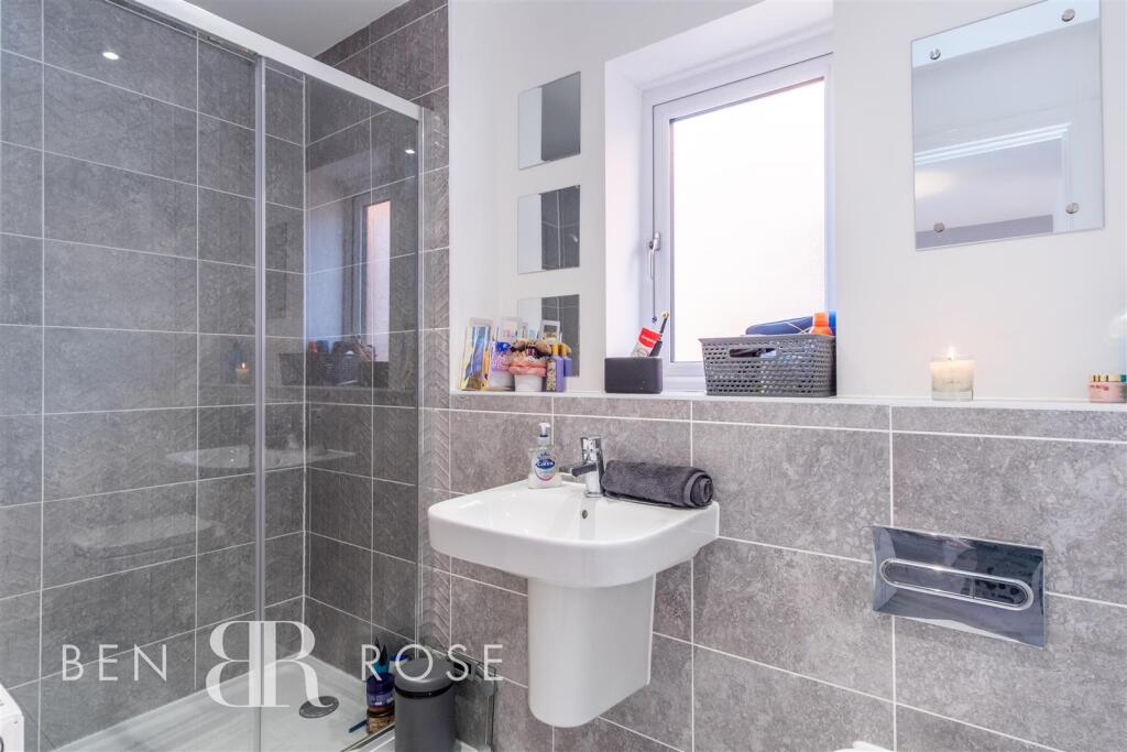Master Ensuite