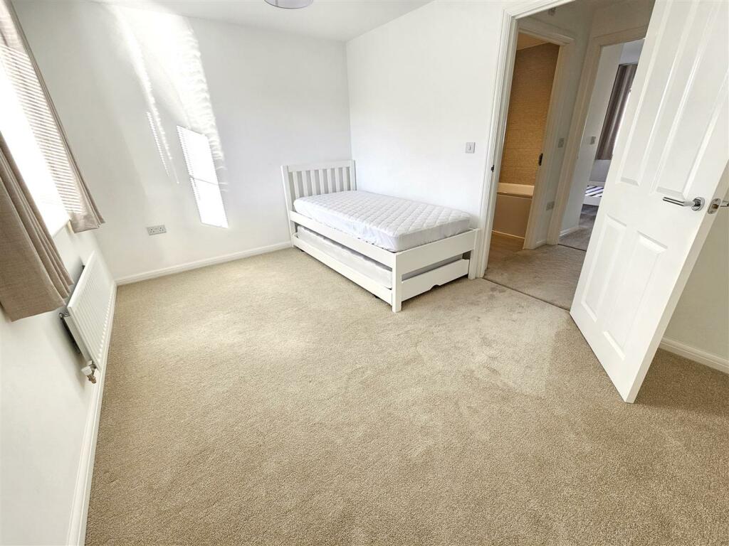 Bedroom 2.jpg