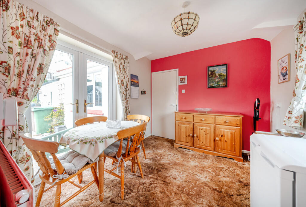 1332269-8-689229d...