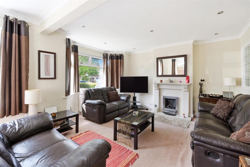 GREENHAYES AVENUE, 90 - 14.jpg