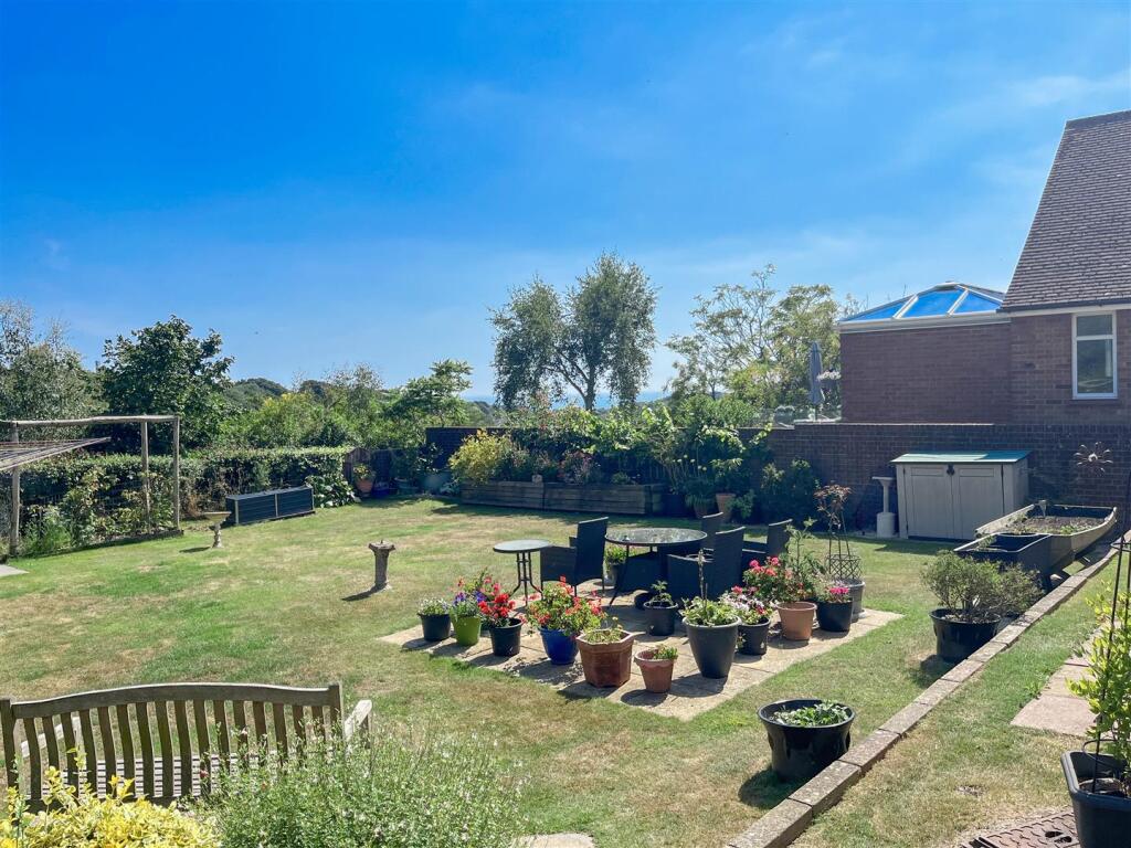 Large Rear Garden