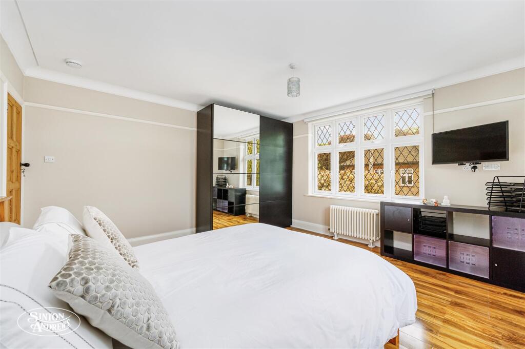 Dorincourt, Boston Gardens (26).jpg