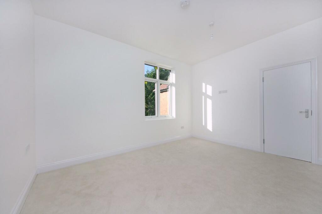 GV- F2 - 34 Woodfield rd (10).jpg