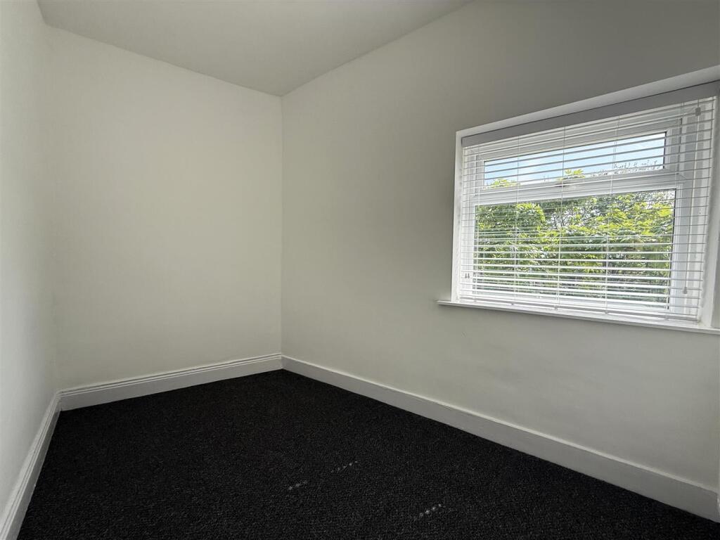 Bedroom 3.jpg
