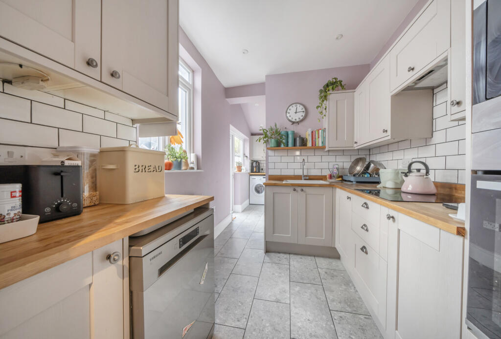 1382382-13-691c71...