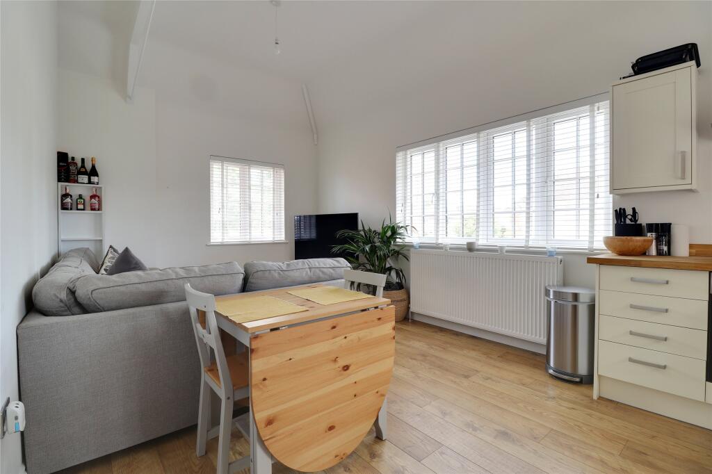 Kitchen/Living