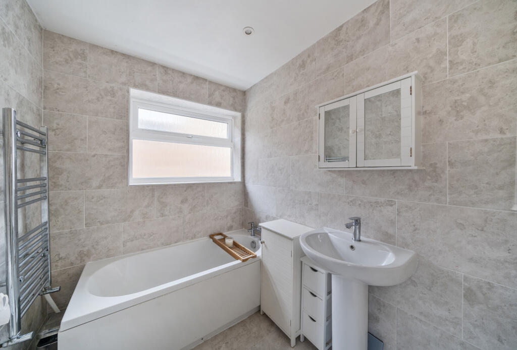 1347546-9-68b6f01...