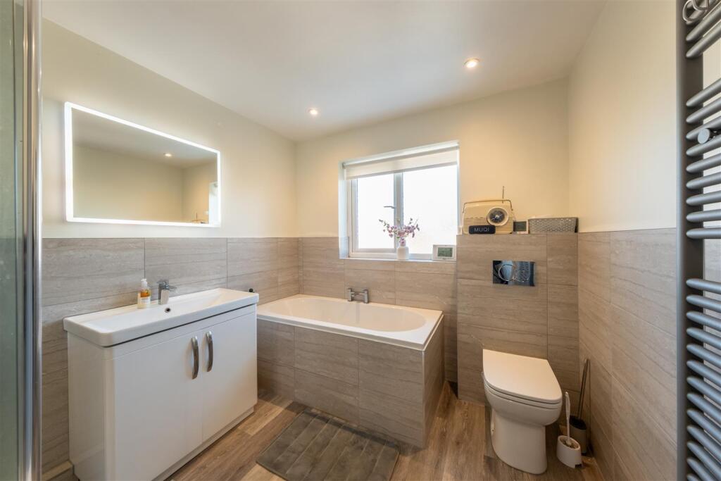 6 Hollow Oak Lane-017.jpg