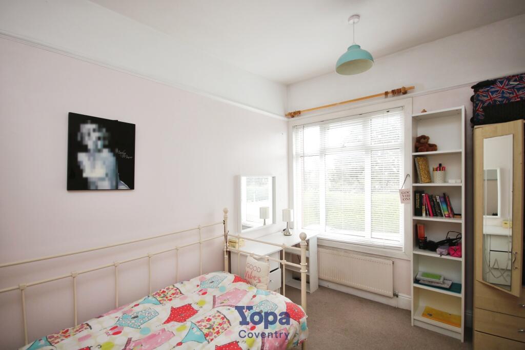 C1d66a8a-Bed 202.JPG