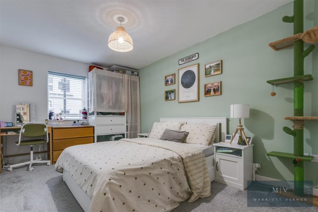 Stag Court 2 MV-15.jpg