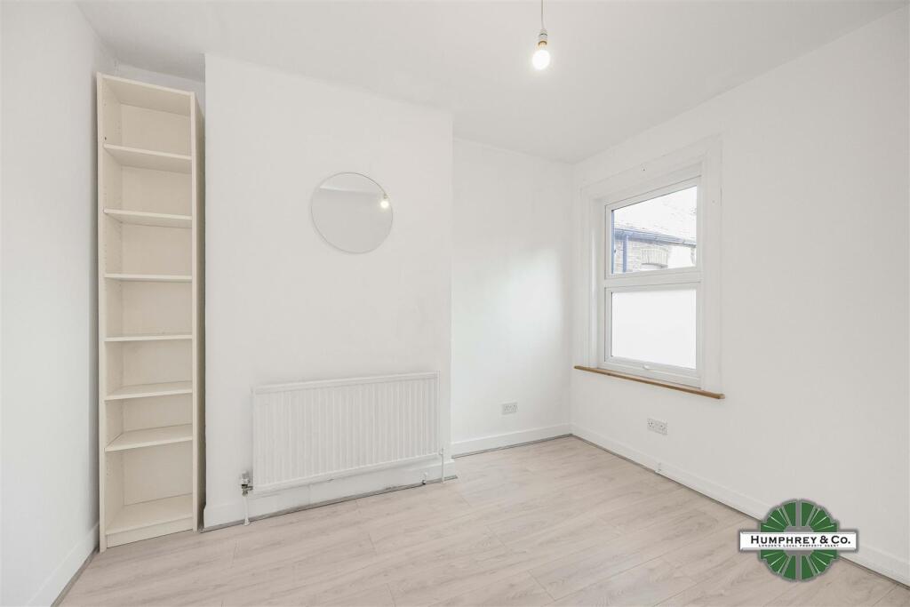 17B  Ambleside Road -001.jpg