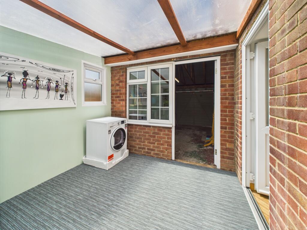 CAM02023G0-PR0155-STILL020