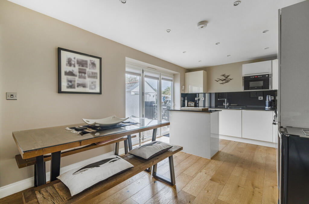 1268788 (4).jpg