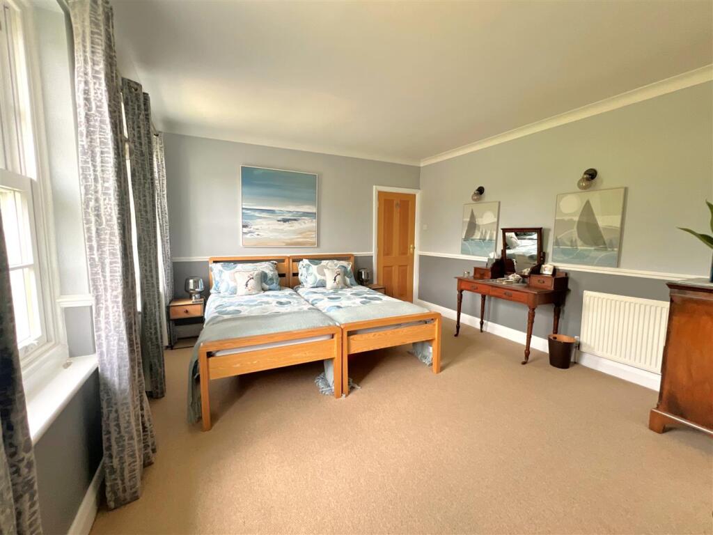 bed 3.1.jpg