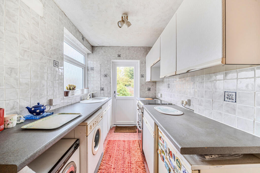 1369034-6-68ee2e7...