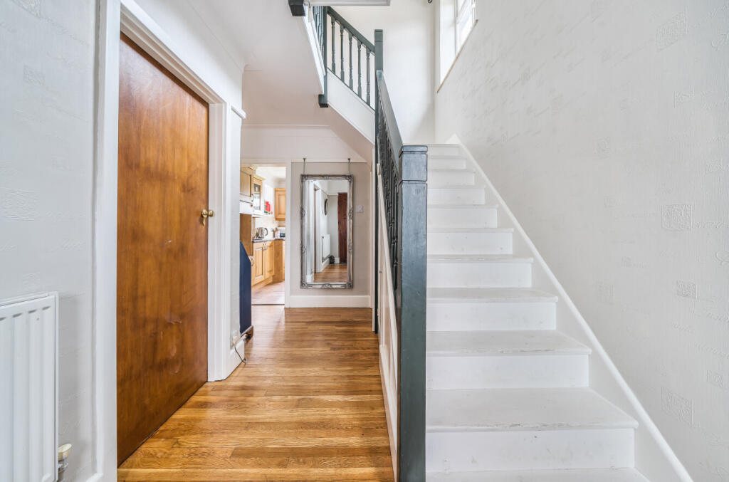 1344172-9-68a85eb...