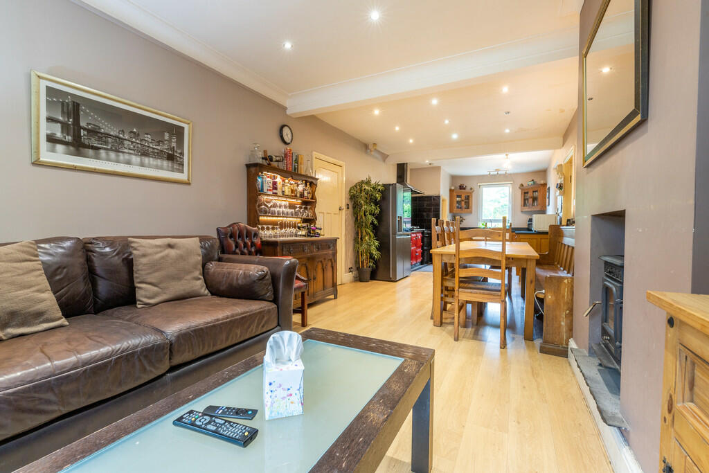 Dining/Family Roo...