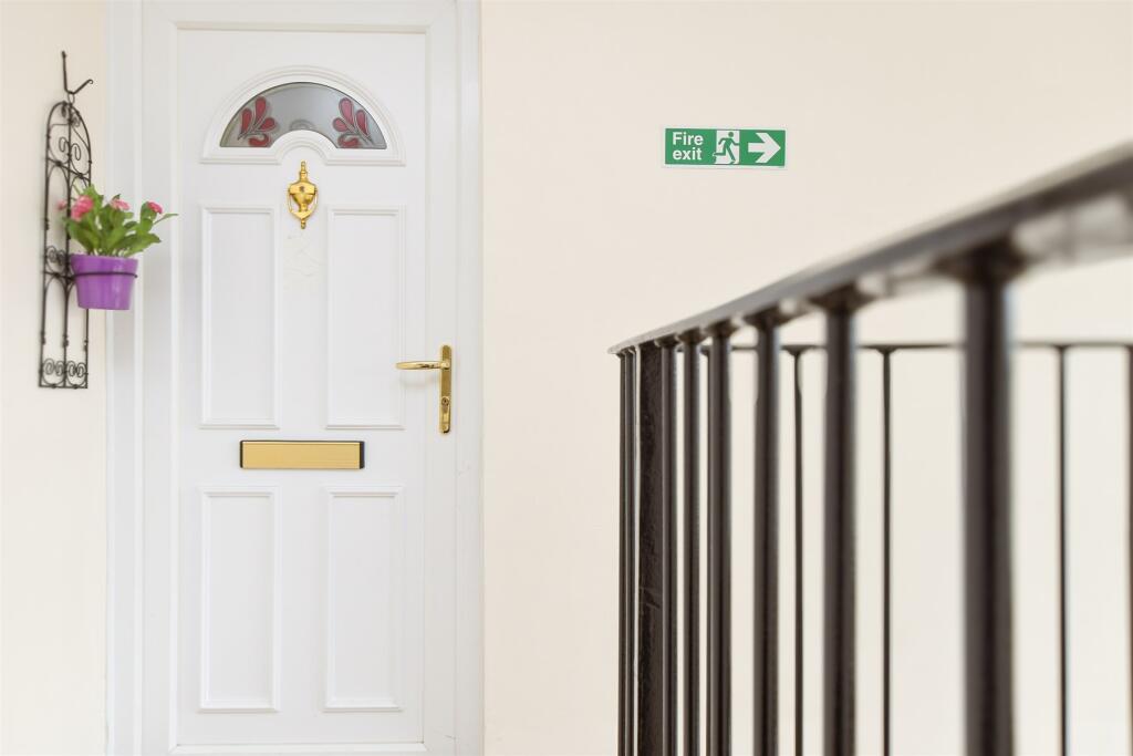 External Lifestyle Photograph