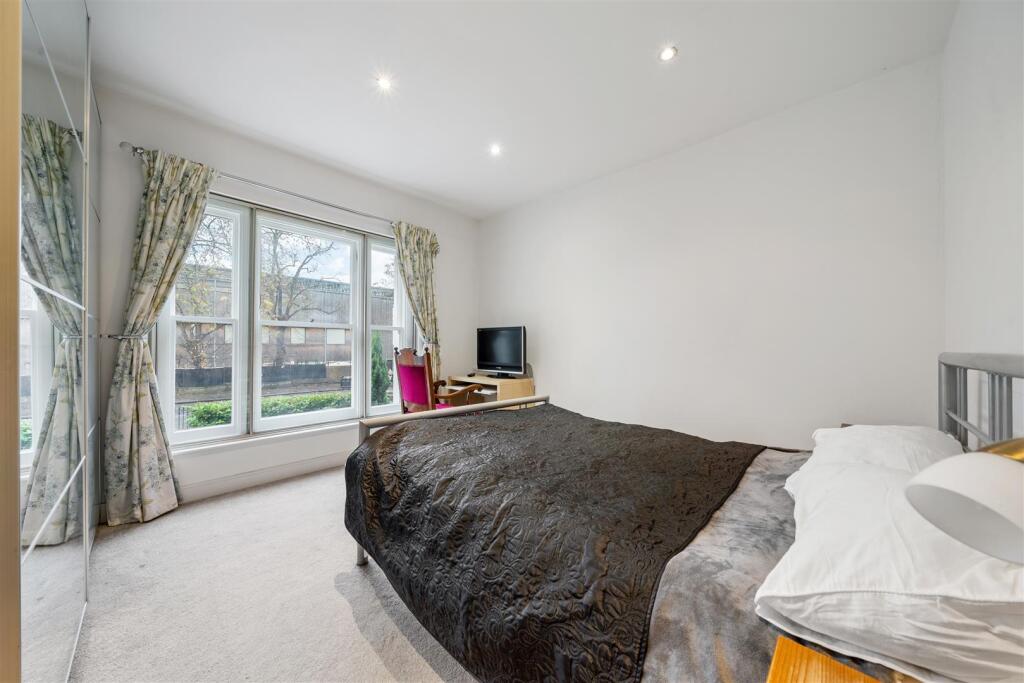 Flat 3, 98 Maida Vale W9 1PS-No Watermark-7.jpg