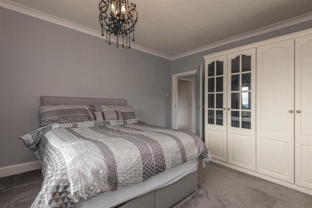 55 - 14 Broomfield Road HD2 2HG.jpg