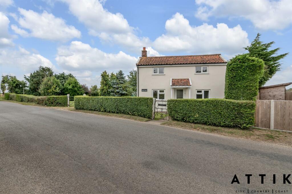 Rose Villa, Spexhall, IP19 0RW (1).jpg
