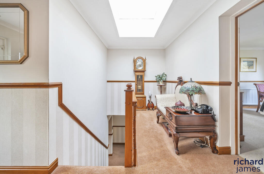 0730c0a7-7a52-4ee...