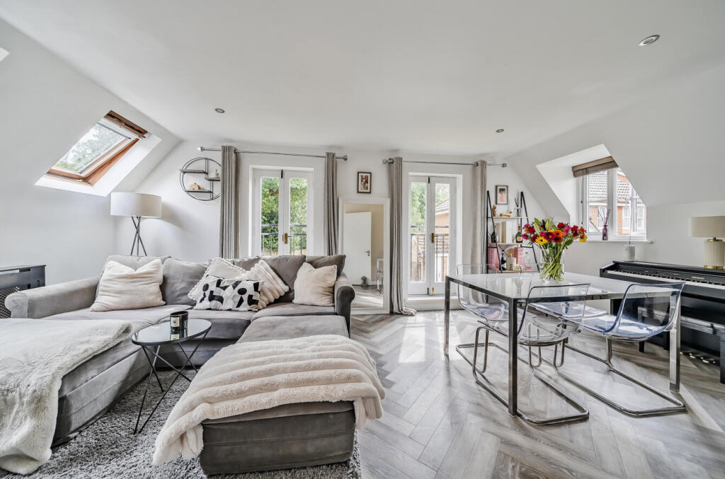 1330202-4-688b91c...