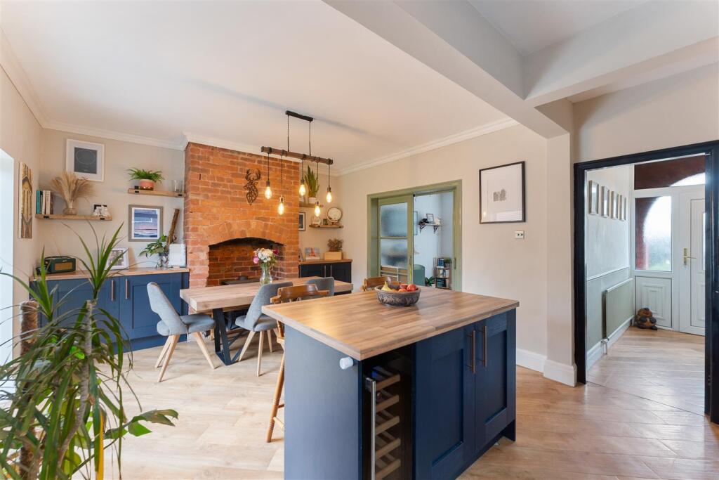 Kitchen Diner