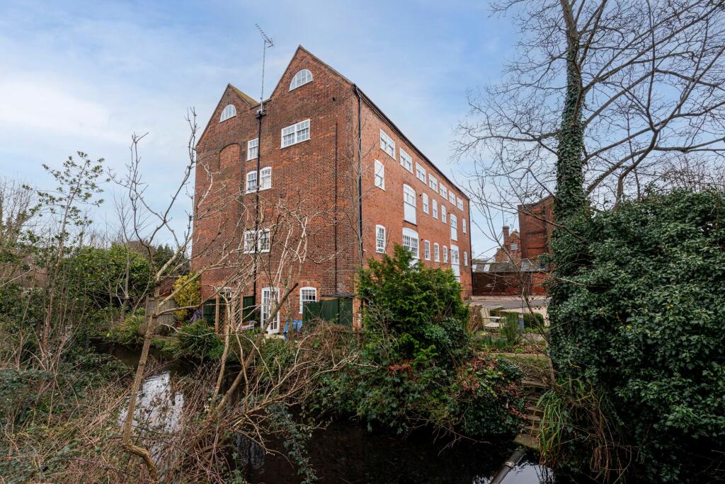 Communal Garden area (1)