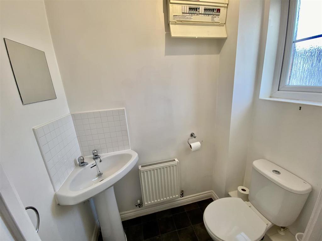 GROUND FLOOR WC