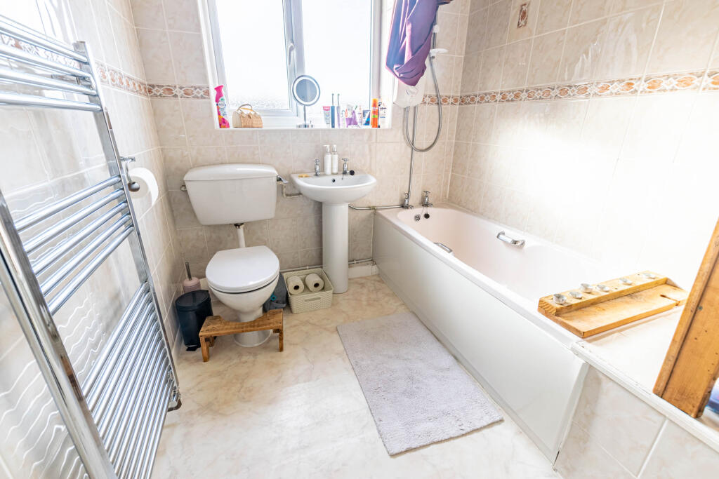 flatbathroom