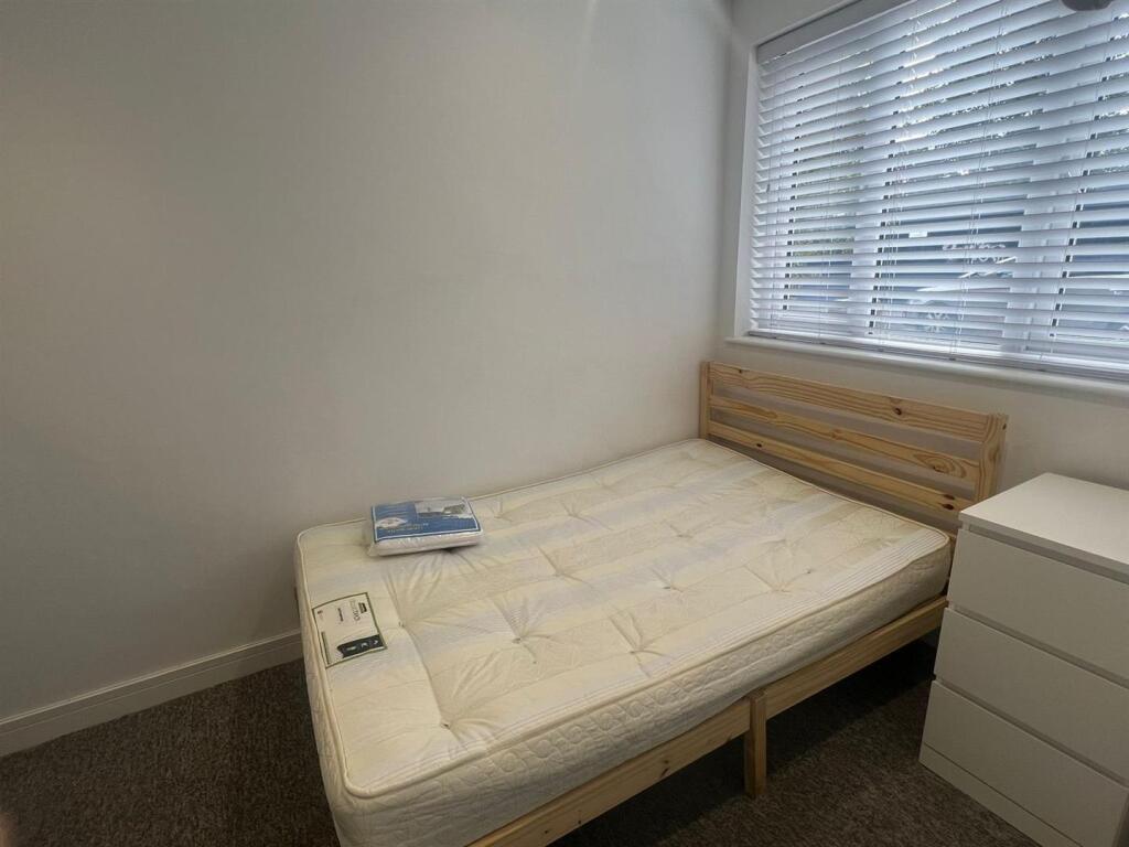103 St Pauls 23 Bed1c.jpg