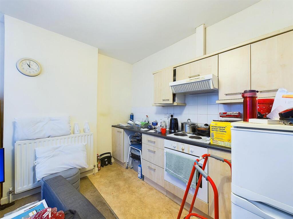 8 - Terrace house split into two flats.jpg