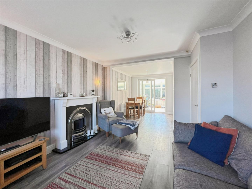 user_edited_photo-9ca5aed9_user-edited-519bd49a-90